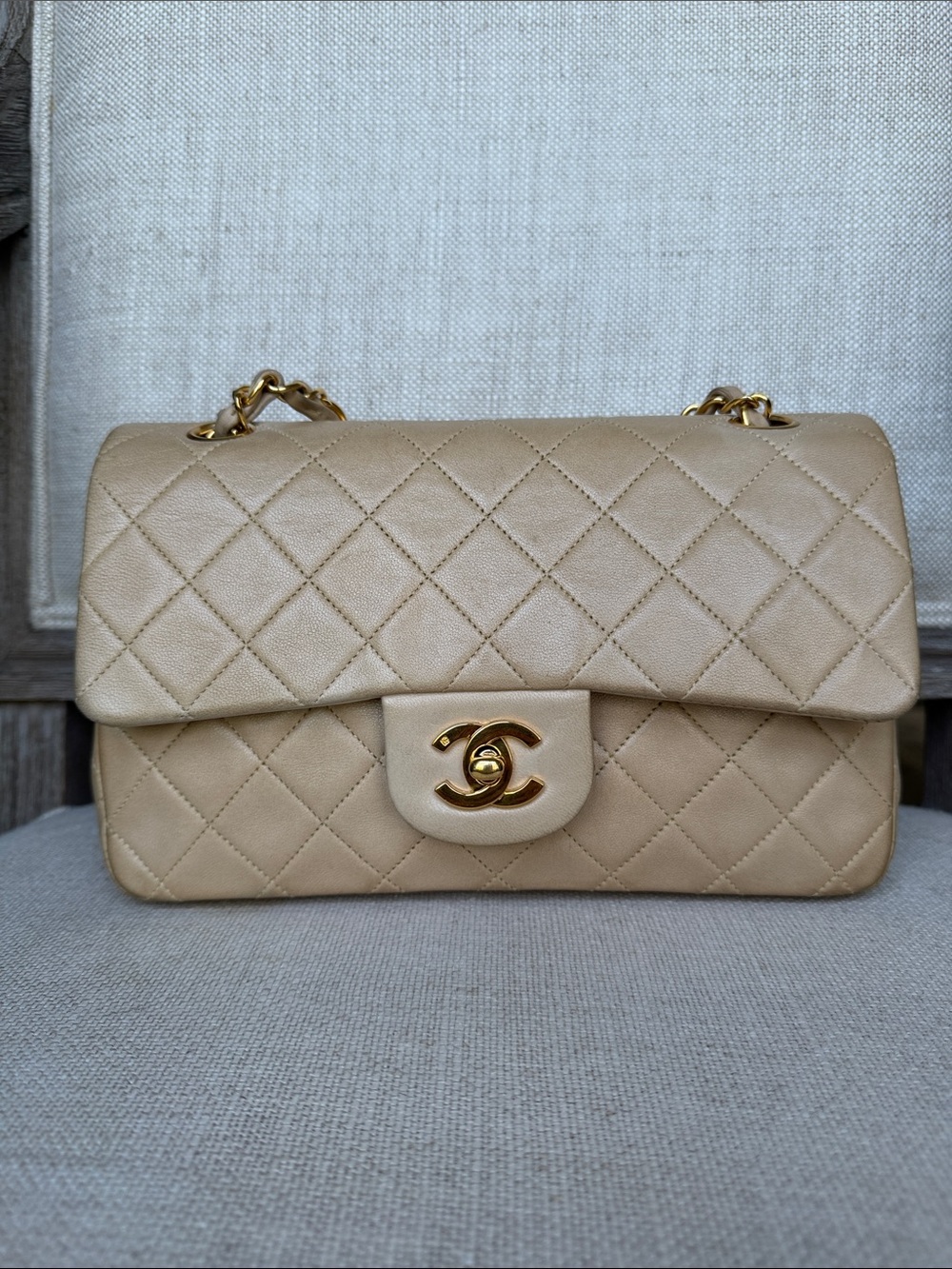 CHANEL Quilted Shoulder Bag in Beige with Gold Hardware